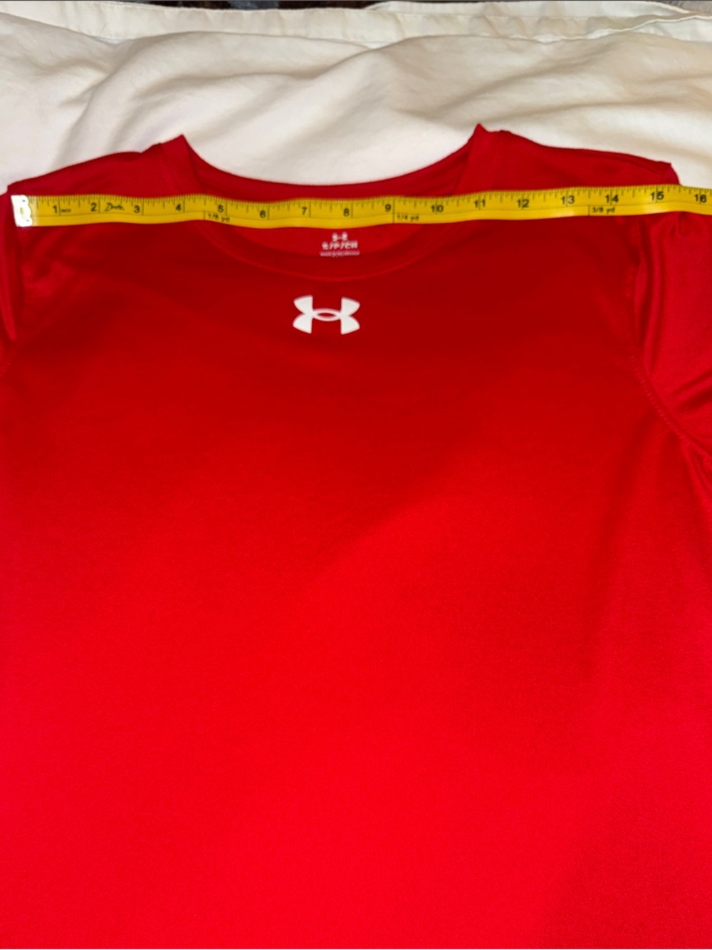 Under Armour Red Athletic Short Sleeve Performance T-Shirt - Women’s Size Small - Picture 5 of 8
